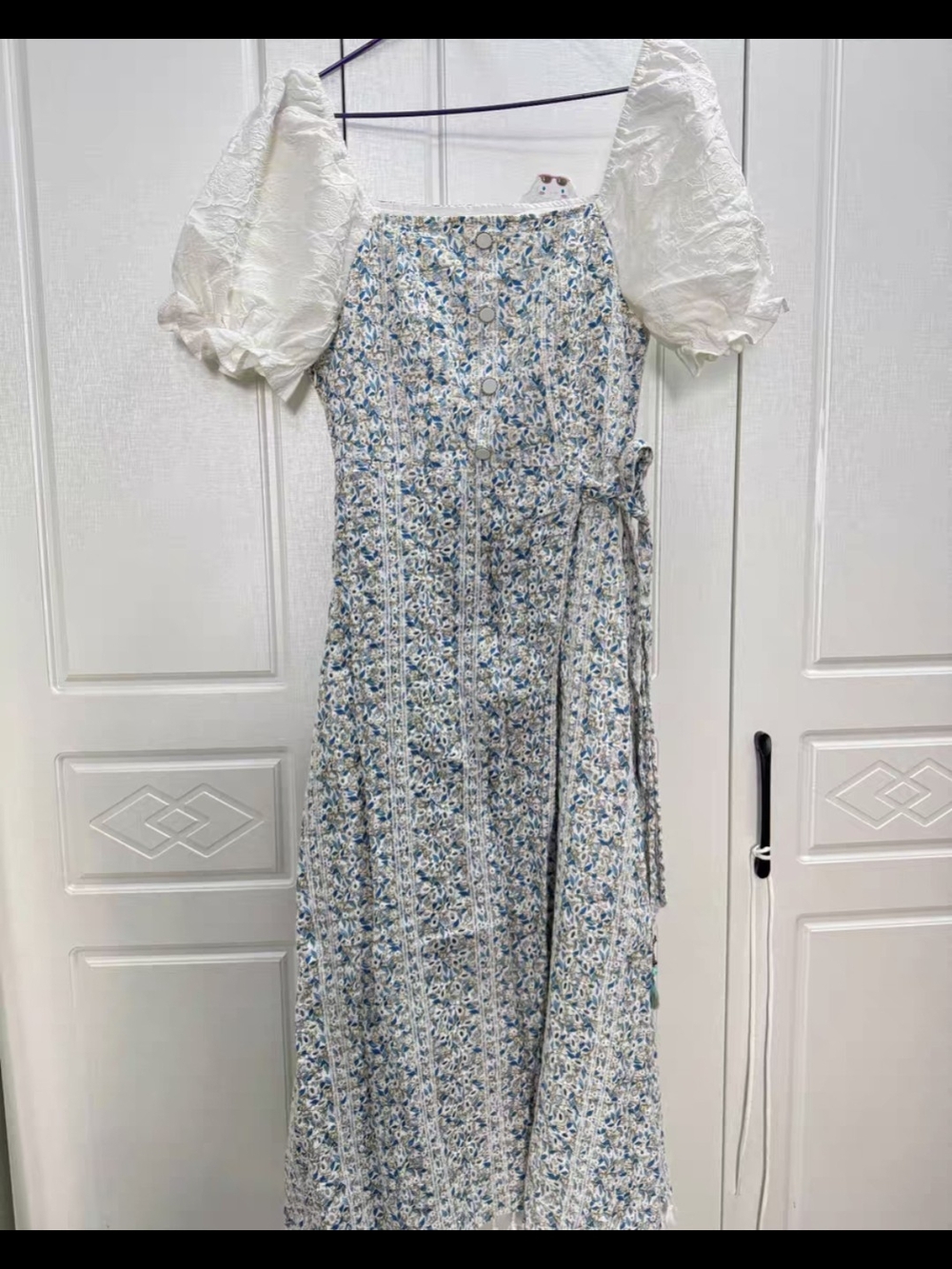 Floral Puff-Sleeve Maxi Dress in Blue and White